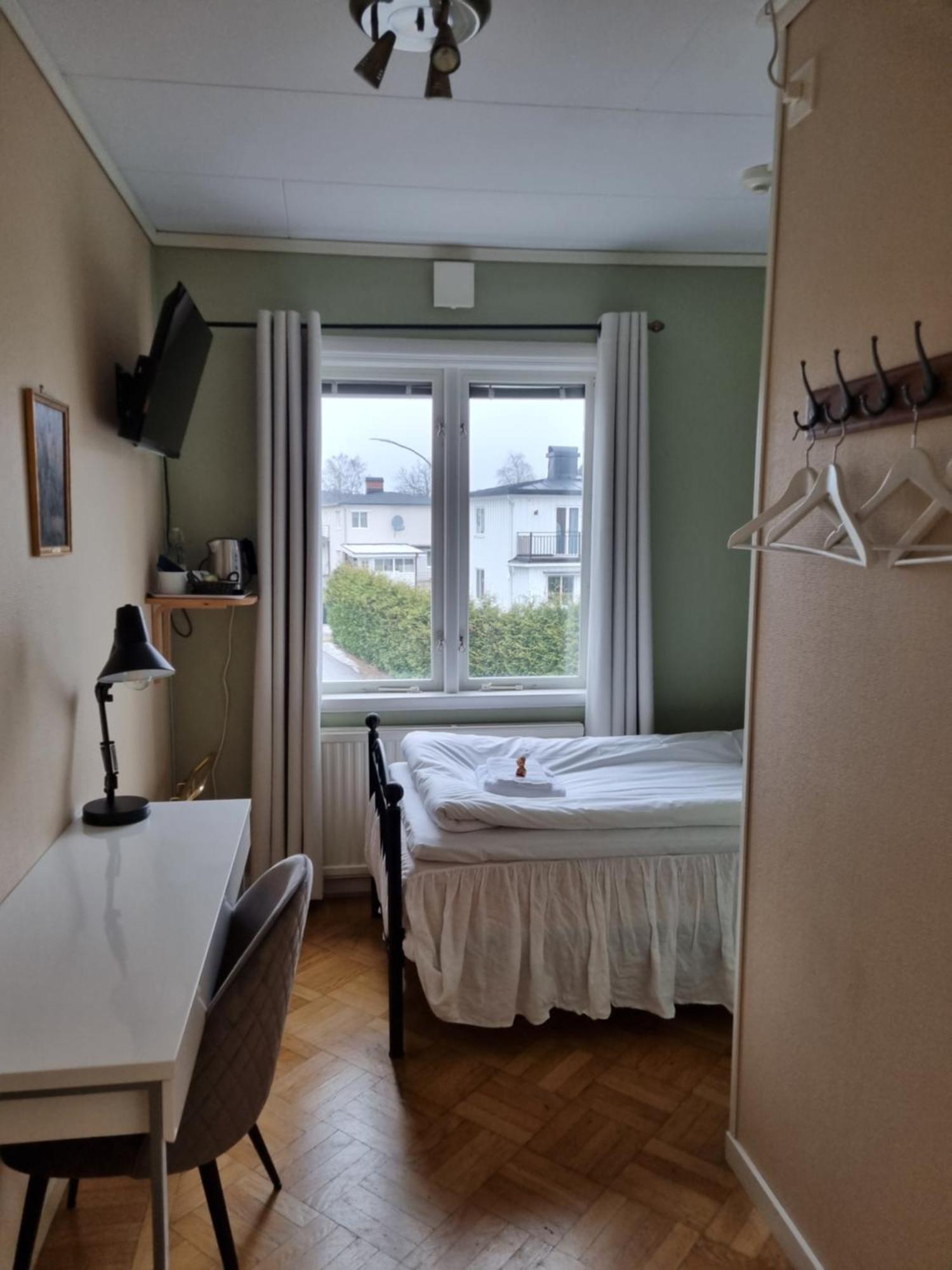 Hotell Zlafen Bed And Breakfast Karlskoga Eksteriør bilde