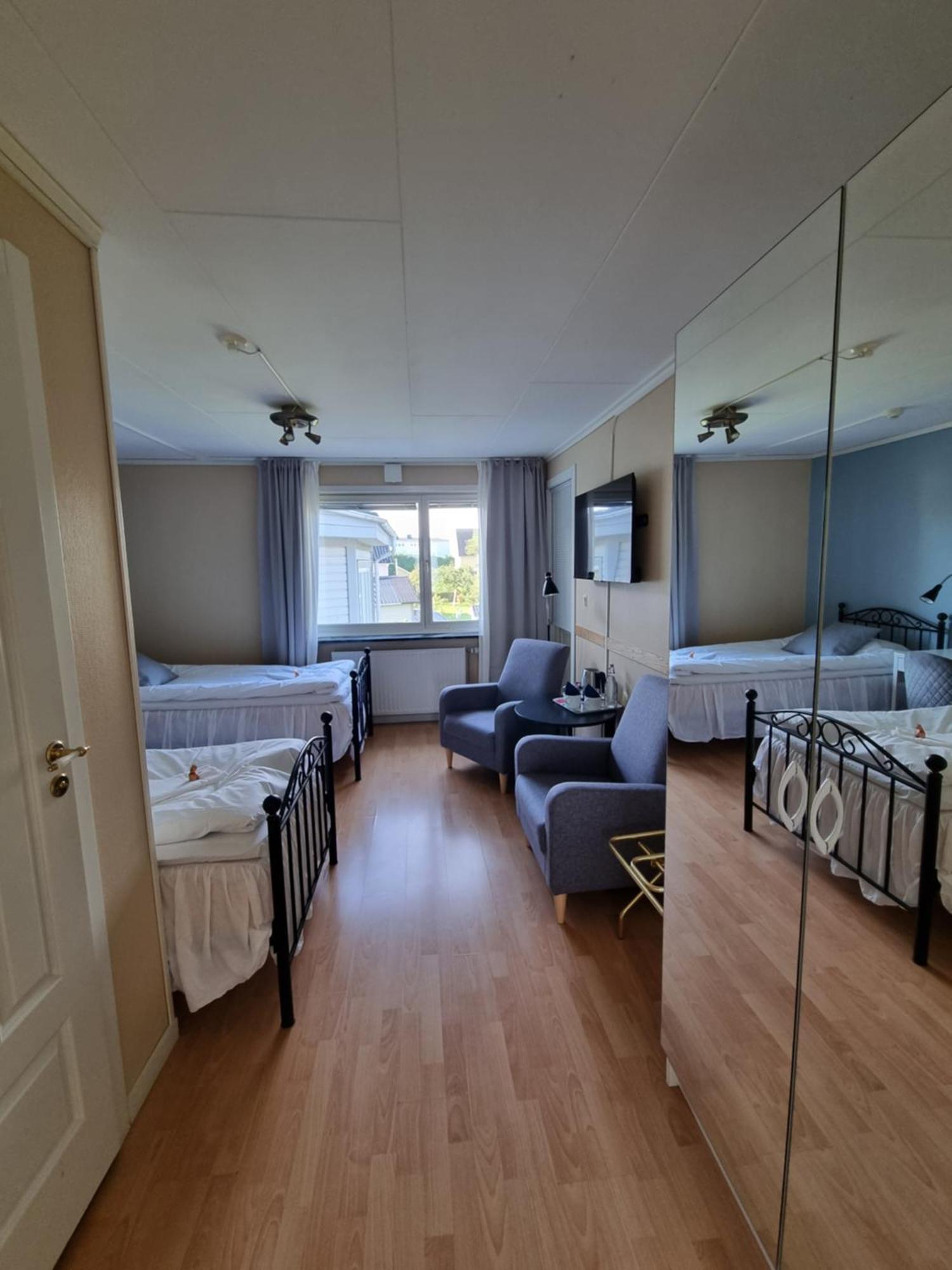 Hotell Zlafen Bed And Breakfast Karlskoga Eksteriør bilde