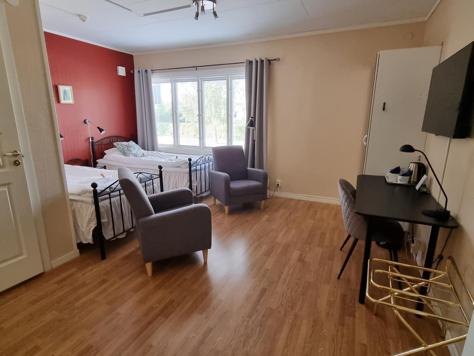Hotell Zlafen Bed And Breakfast Karlskoga Eksteriør bilde
