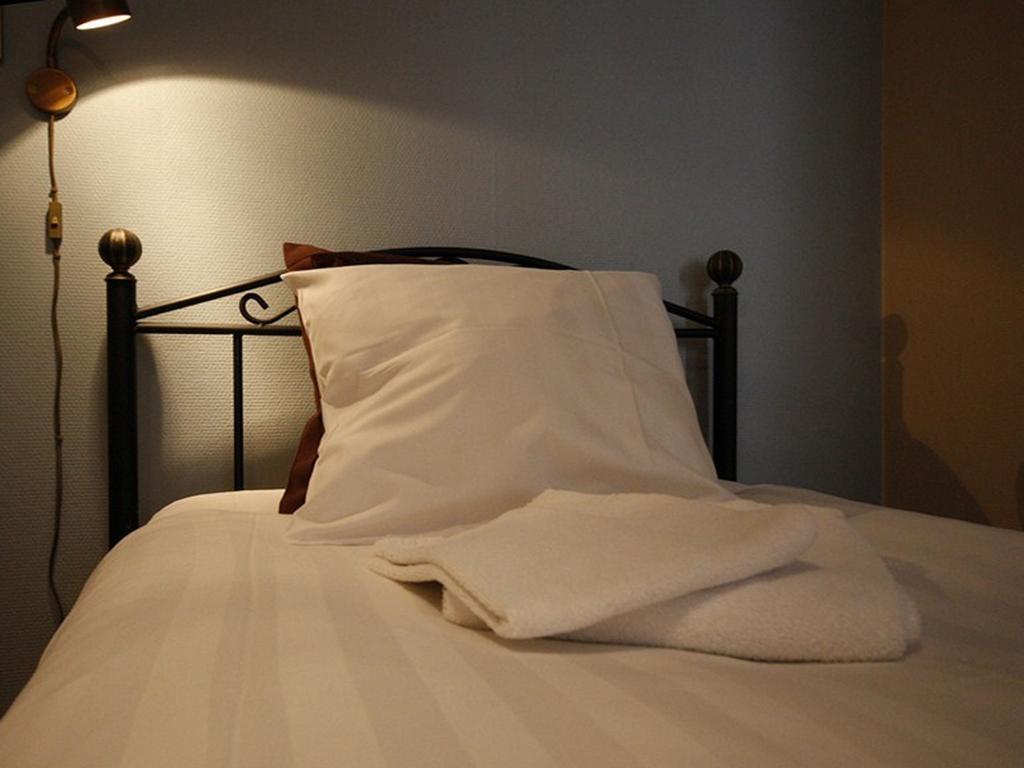 Hotell Zlafen Bed And Breakfast Karlskoga Rom bilde